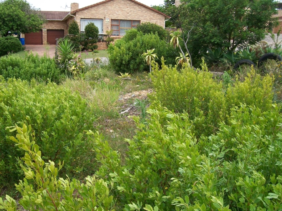 0 Bedroom Property for Sale in Wavecrest Eastern Cape